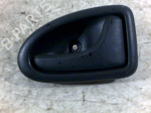 Used Front right interior door handle RENAULT CLIO II (BB_, CB_) 1.5 dCi (B/C2J) (68 hp) 26065916