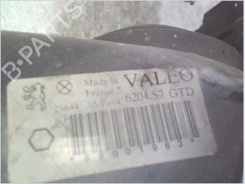 Left headlight PEUGEOT 206 Hatchback (2A/C) 1.9 D | BP27522348C28 
