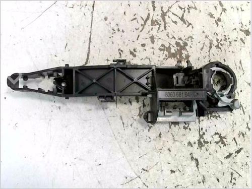 Front right exterior door handle RENAULT MASTER III Van (FV) 2.3 dCi 130 FWD (FV0M, FV0Y, FV0J, FV02, FV03) | BP29483065C129 