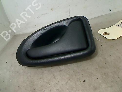 Used Rear right interior door handle RENAULT MEGANE I (BA0/1_) 1.9 dTi (BA08, BA0N) (98 hp) 26077445