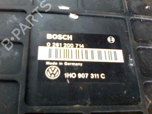 Used Engine control unit (ECU) VW GOLF III (1H1) 1.8 (90 hp) 33002886