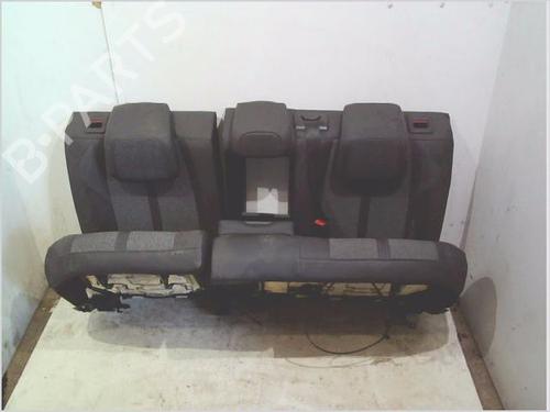 Sæde Bagtil PEUGEOT 3008 II SUV (MC_, MR_, MJ_, M4_) 2.0 BlueHDi 180 (177 hp) 26118281