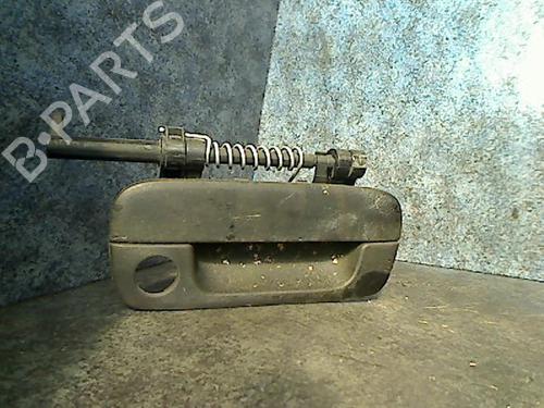 Poignée extérieure avant droite PEUGEOT 406 (8B) 2.1 TD 12V (109 hp) 29911881