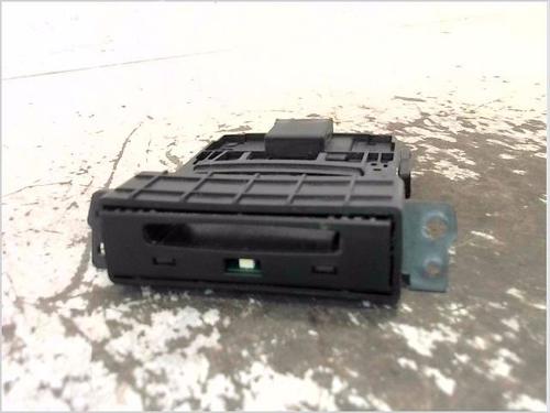 Used Electronic module RENAULT KOLEOS I (HY_) 2.0 dCi 4x4 (HY0K) (150 hp) 33029572