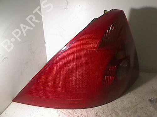 Used Left taillight FORD MONDEO III (B5Y) 2.0 16V TDDi / TDCi (115 hp) 26103613