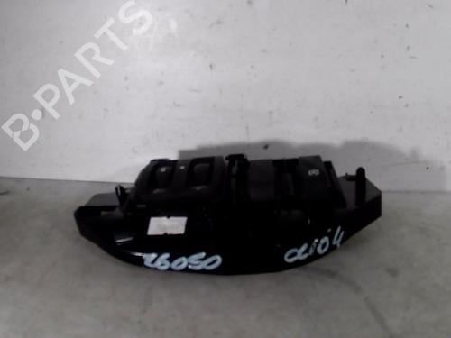 Used Headlight switch RENAULT CLIO IV (BH_) 1.5 dCi 75 (75 hp) 26102165