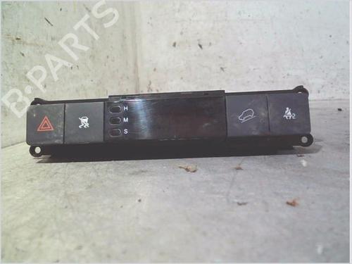 Used Display monitor Display monitor CHEVROLET CAPTIVA (C100, C140) 2.0 D 4WD (150 hp) 40598916 40598916