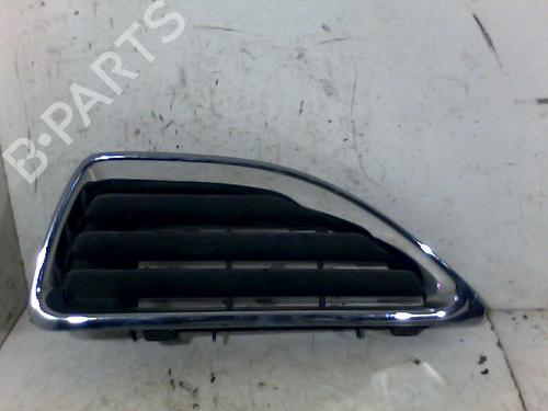 Used Grille RENAULT MEGANE I (BA0/1_) 1.6 16V (BA04, BA0B, BA11, BA1J, BA16, BA19, BA1K, BA1V,... (107 hp) 26079785