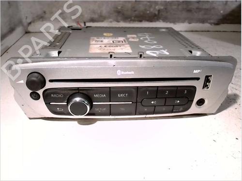 Used Radio RENAULT MEGANE III Coupe (DZ0/1_) 1.5 dCi (DZ09, DZ0D, DZ1F, DZ1G, DZ14, DZ29) (110 hp) 26110591