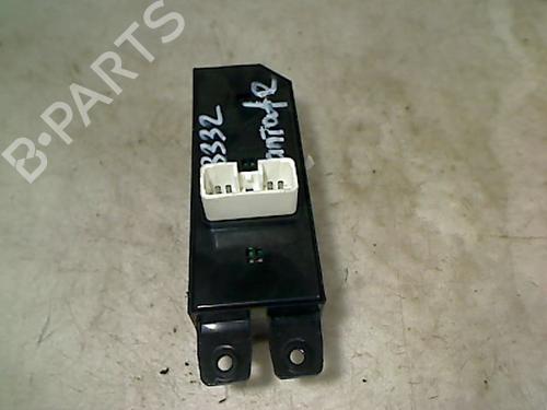Switch HYUNDAI SANTA FÉ I (SM) 2.0 CRDi 4x4 | BP26074508I30 
