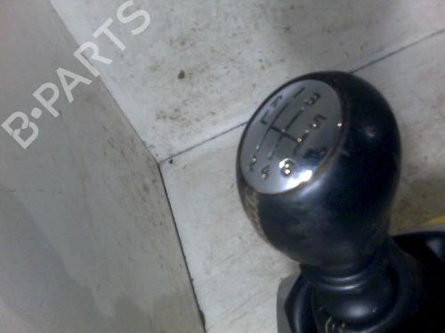 Gearknop RENAULT MEGANE III Hatchback (BZ0/1_, B3_) 1.5 dCi (BZ09, BZ0D, BZ1W, BZ29, BZ14) (110 hp) 26087276