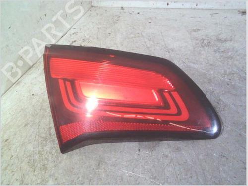 Farolim esquerdo da mala CITROËN C4 II (NC_) 1.2 THP 110 (NCHNZ6, NCHNV6) (110 hp) 33207067