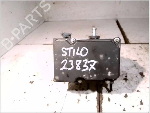 Used ABS pump FIAT STILO (192_) 1.9 JTD (192_XE1A) (115 hp) 30320780