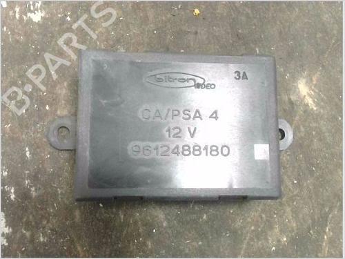 Used Electronic module Electronic module PEUGEOT 405 II (4B) 1.9 TD (90 hp) 40159343 40159343