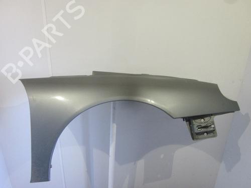 Used Right front fenders RENAULT LAGUNA I (B56_, 556_) 2.2 dT (B569) (113 hp) 26058828
