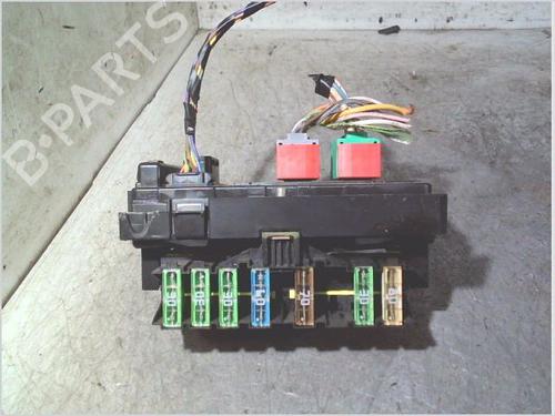 Used Fuse box Fuse box CITROËN C2 (JM_) 1.1 (60 hp) 39749828 39749828