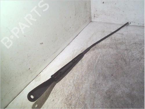 Used Front windshield wiper arm RENAULT MASTER III Van (FV) 2.3 dCi 130 FWD (FV0M, FV0Y, FV0J, FV02, FV03) (130 hp) 27177429