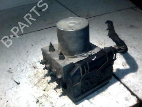 Used ABS pump RENAULT SCÉNIC II (JM0/1_) 2.0 dCi (JM1K) (150 hp) 26097627