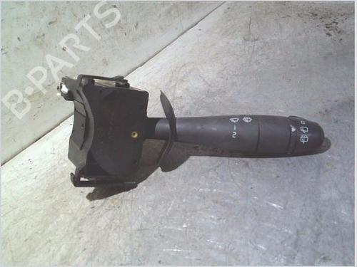 switch-renault-twingo-ii-cn0_-2007-39990521 main image