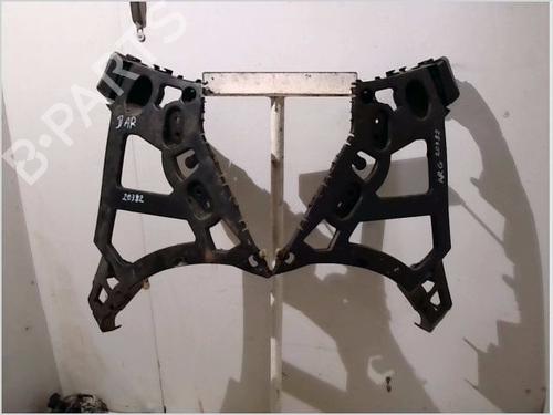 Used Rear bumper reinforcement RENAULT MEGANE III Grandtour (KZ0/1) 1.5 dCi (KZ09, KZ0D, KZ1G, KZ29, KZ14, KZ1W, KZ10, KZ1F,... (110 hp) 26101864