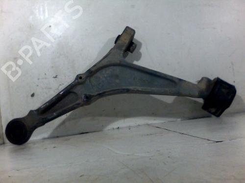 Used Right front suspension arm CITROËN SAXO (S0, S1) 1.4 VTS (75 hp) 26073647