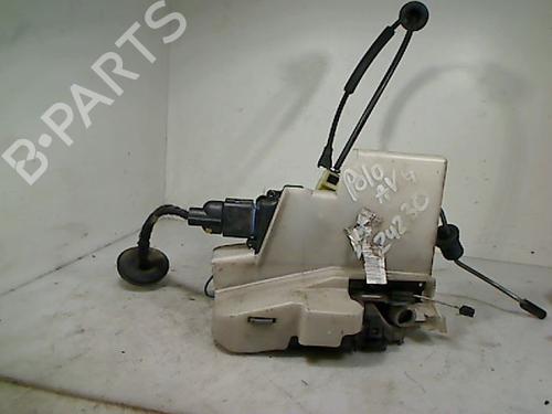 Used Front left lock VW POLO (9N_, 9A_) 1.4 TDI (70 hp) 26075752