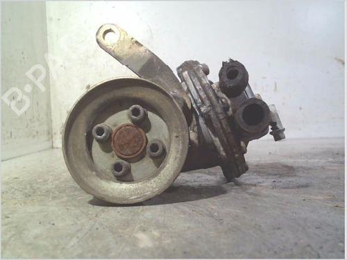 Used Vacuum pump PEUGEOT 205 II (20A/C) 1.8 Diesel (60 hp) 29026548