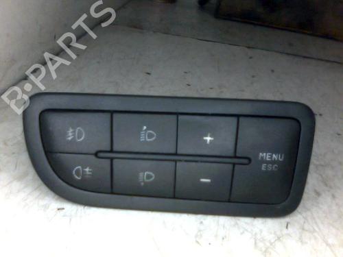 Used Headlight switch CITROËN NEMO MPV 1.4 HDi (68 hp) 29473110