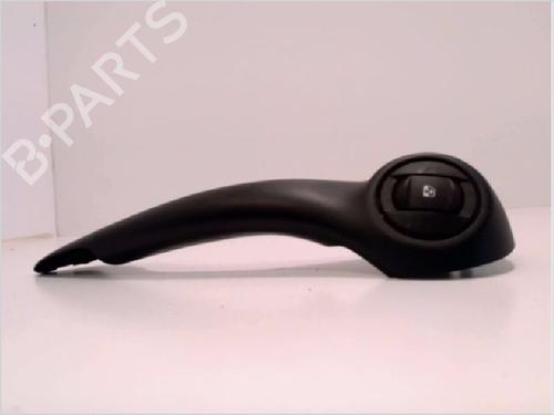 Used Switch RENAULT CLIO III (BR0/1, CR0/1) 1.5 dCi (BR17, CR17) (86 hp) 26116194