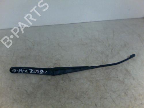 Used Front windshield wiper arm FIAT DOBLO Box Body/MPV (223_) 1.4 (77 hp) 29815476