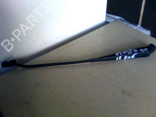 Used Front windshield wiper arm FORD FIESTA IV (JA_, JB_) 1.8 D (60 hp) 29332688