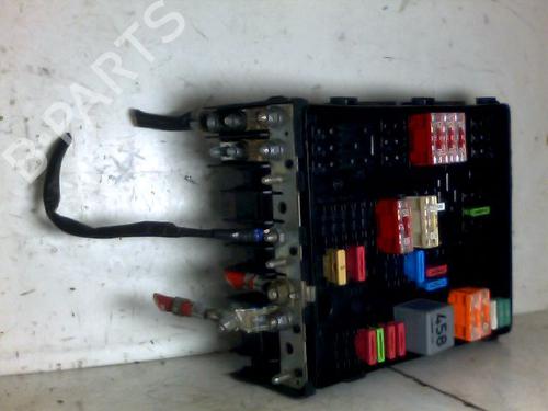 Used Fuse box SEAT TOLEDO III (5P2) 1.9 TDI (105 hp) 26104071