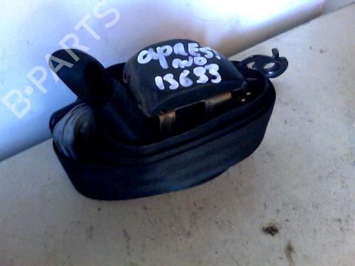 Sikkerhedssele foran højre RENAULT RAPID Box Body/MPV (F40_, G40_) 1.6 D (F404) (55 hp) 30534026