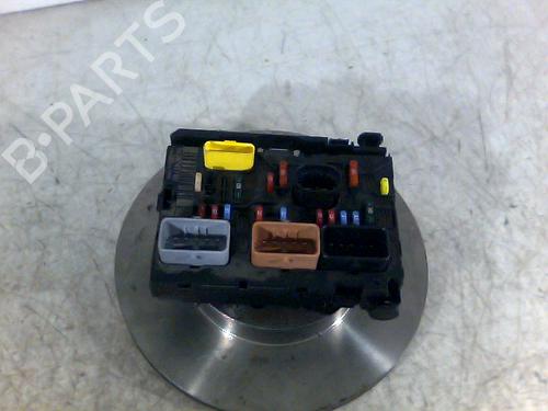 Fuse box CITROËN C3 I (FC_, FN_) 1.4 HDi | BP26068933E1 