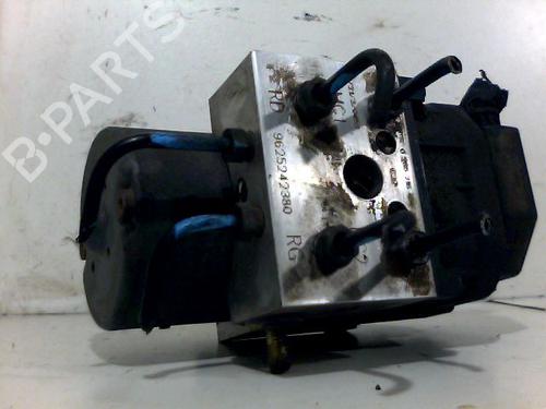 Used ABS pump CITROËN XSARA (N1) 1.8 i (90 hp) 26073412