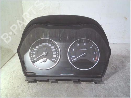 Used Instrument cluster BMW 1 (F21) 118 d (143 hp) 29917621