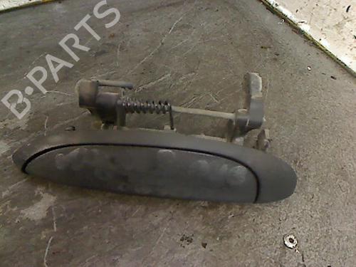 Used Front left exterior door handle RENAULT MEGANE I (BA0/1_) 1.9 dTi (BA08, BA0N) (98 hp) 26061682