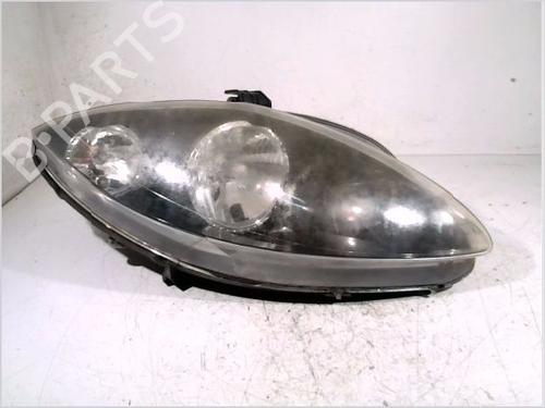 Used Right headlight SEAT ALTEA (5P1) 1.9 TDI (105 hp) 26109814