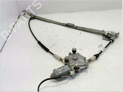 Rudehejsemekanisme ventre foran VW TRANSPORTER T4 Bus (70B, 70C, 7DB, 7DK, 70J, 70K, 7DC, 7DJ) 2.4 D (78 hp) 29473390