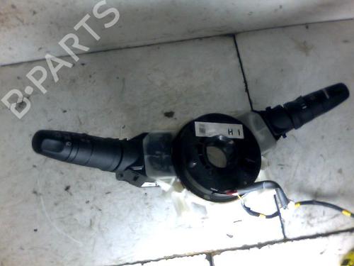 Used Steering column stalk NISSAN X-TRAIL I (T30) 2.2 Di 4x4 (114 hp) 26094823