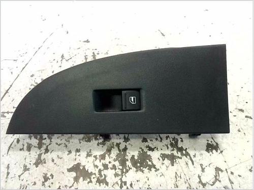 Used Switch SEAT LEON (1P1) 1.9 TDI (105 hp) 30307875