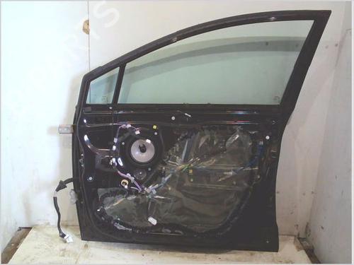 Right front door TOYOTA COROLLA Verso (ZER_, ZZE12_, R1_) 2.2 D-4D (AUR10_, AUR10R) | BP26120104C3