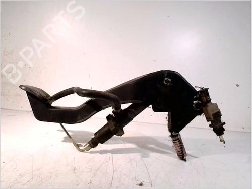 Used Clutch pedal FIAT DUCATO Van (244_) 2.8 JTD (128 hp) 29473374