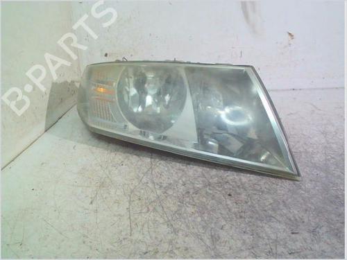 Used Right headlight SKODA OCTAVIA II Combi (1Z5) 1.9 TDI (105 hp) 26116339