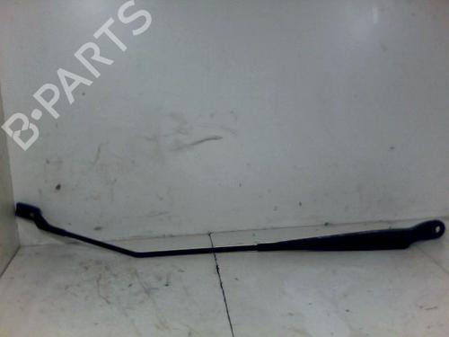 Used Front windshield wiper arm PEUGEOT 2008 I (CU_) 1.6 HDi (92 hp) 26076866
