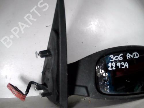 Used Right mirror PEUGEOT 306 Hatchback (7A, 7C, N3, N5) 1.9 DT (90 hp) 26106104
