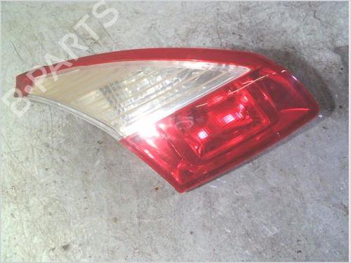 Venstre baglygte bagklap RENAULT MEGANE III Hatchback (BZ0/1_, B3_) 1.5 dCi (BZ09, BZ0D, BZ1W, BZ29, BZ14) (110 hp) 30675466