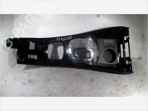 Console central RENAULT MEGANE III Coupe (DZ0/1_) 1.5 dCi (DZ09, DZ0D, DZ1F, DZ1G, DZ14, DZ29) (110 hp) 26102185