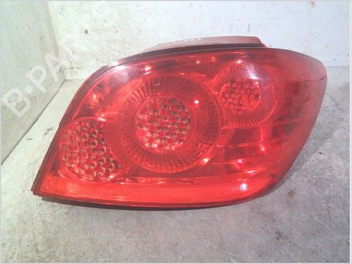 Used Right taillight PEUGEOT 307 (3A/C) 1.6 HDi (90 hp) 32395292