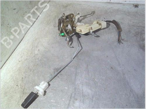 Used Front left lock Front left lock TOYOTA YARIS (_P1_) 1.3 (SCP12_, SCP13_, SCP12R, SCP13R) (87 hp) 39931643 39931643